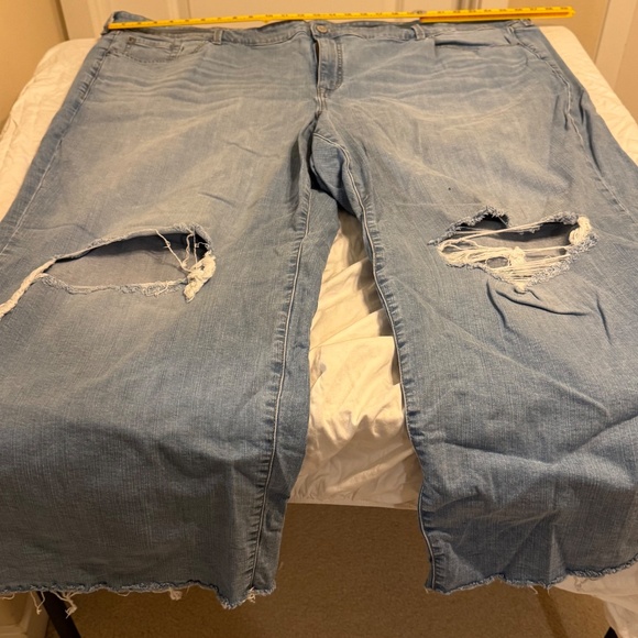 Torrid Perfect Wide Leg Vintage Stretch Jeans 30R – Light Wash Distressed Knees - Picture 3 of 11